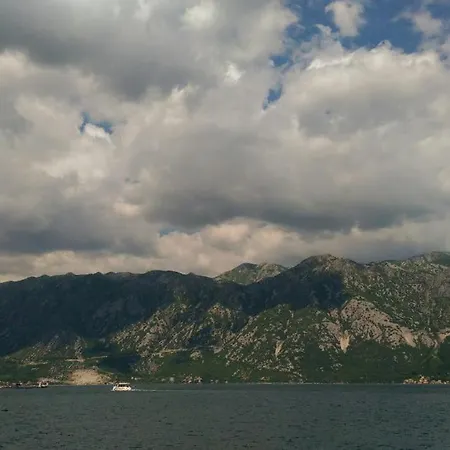 Chernogoriya *